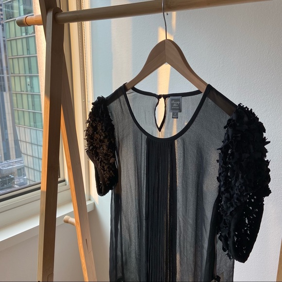 SEVENTY-TWO CHANGES Delicate Sheer Top - Picture 7 of 12